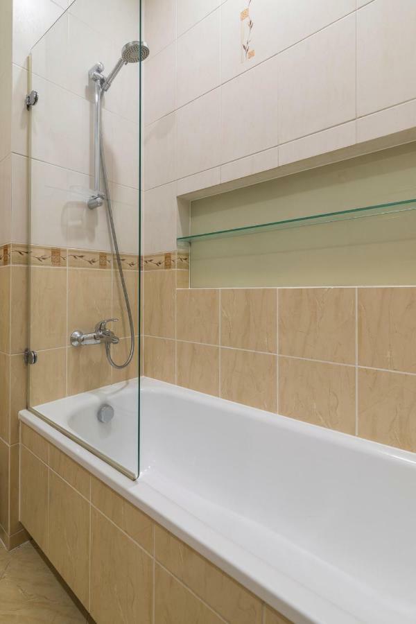 Maya'S Flats & Resorts - Old Town Dluga 72 One Storey غدانسك المظهر الخارجي الصورة